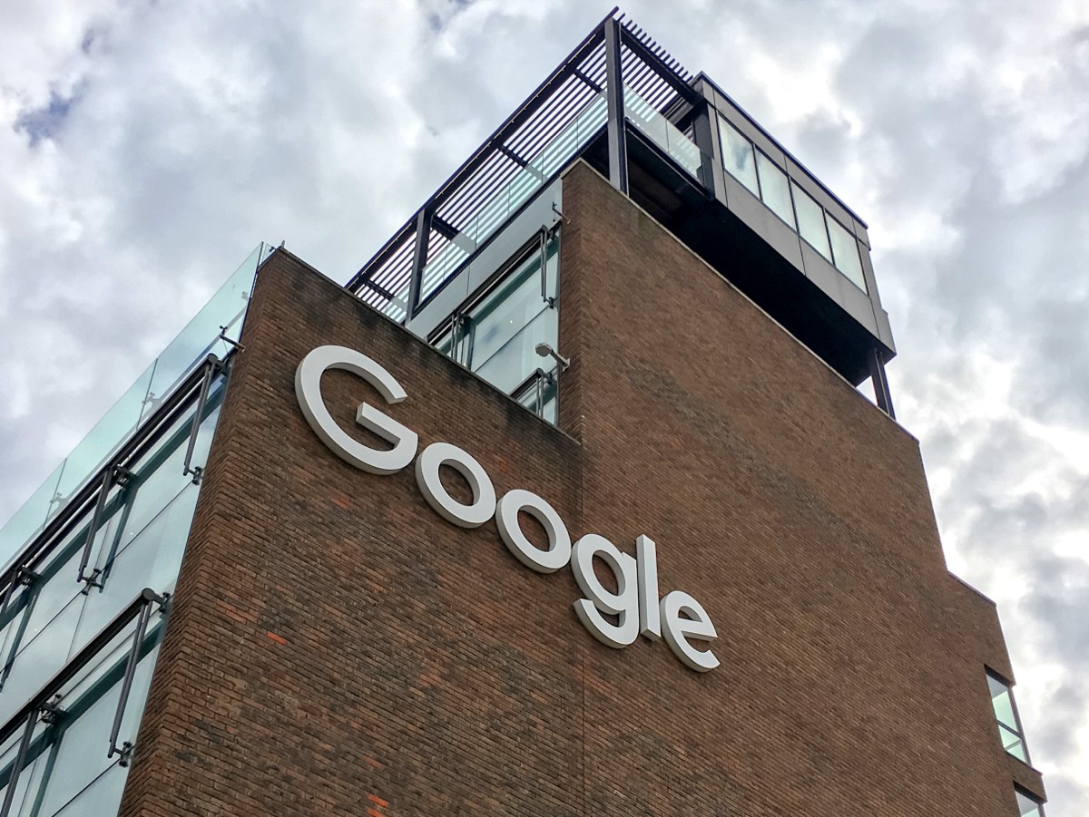 Google 愛爾蘭都柏林總部建築招牌